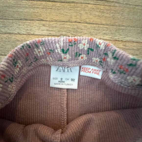 Zara Flower Flared Ribbed Leggings - Size 2 years - Picture 3 of 4
